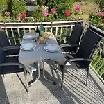 Casa * Njivice