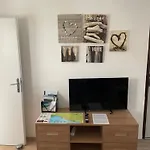 Casa *
